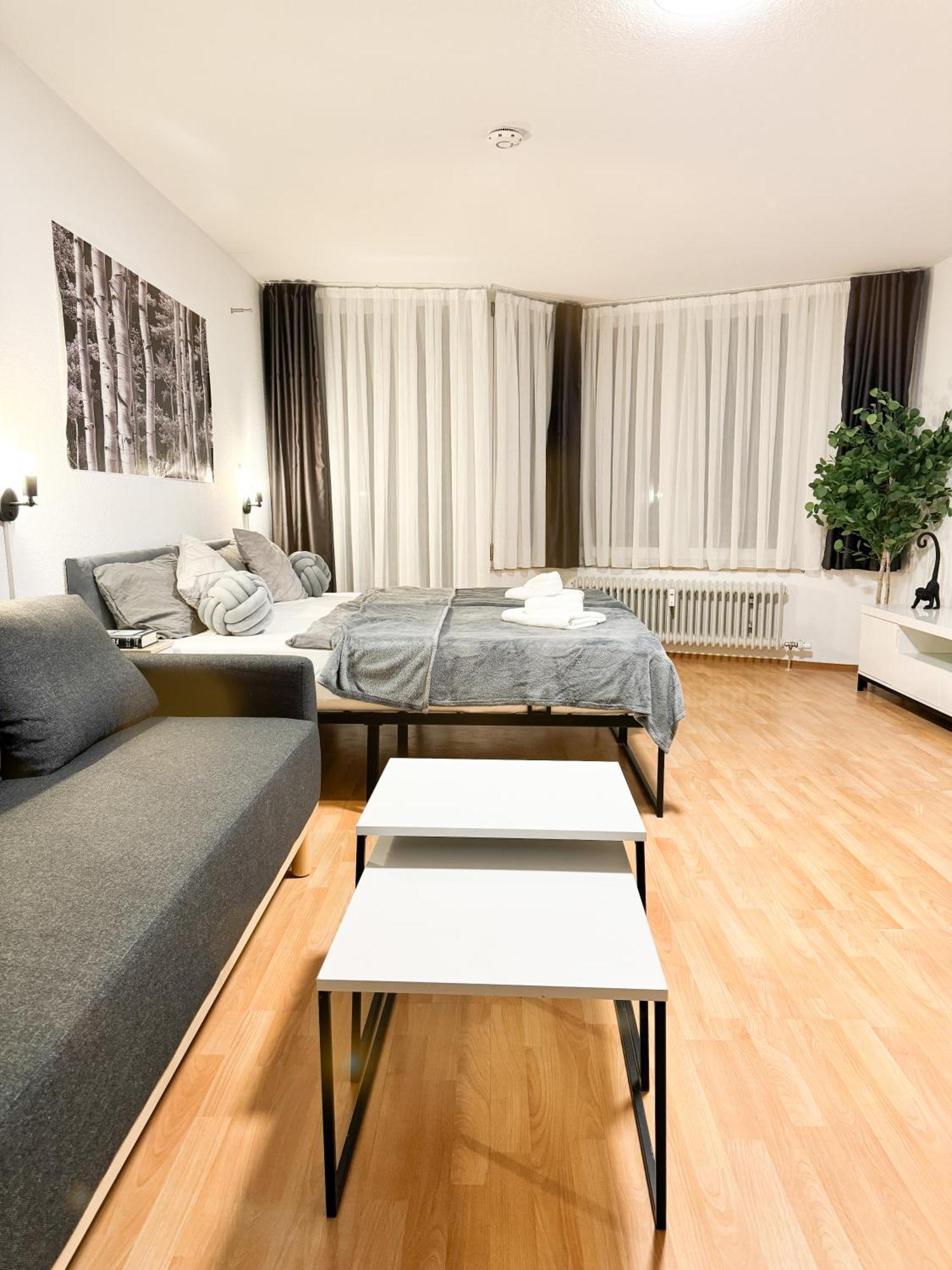 Modern Living In Karlsruhe - Frieden Apartments Esterno foto