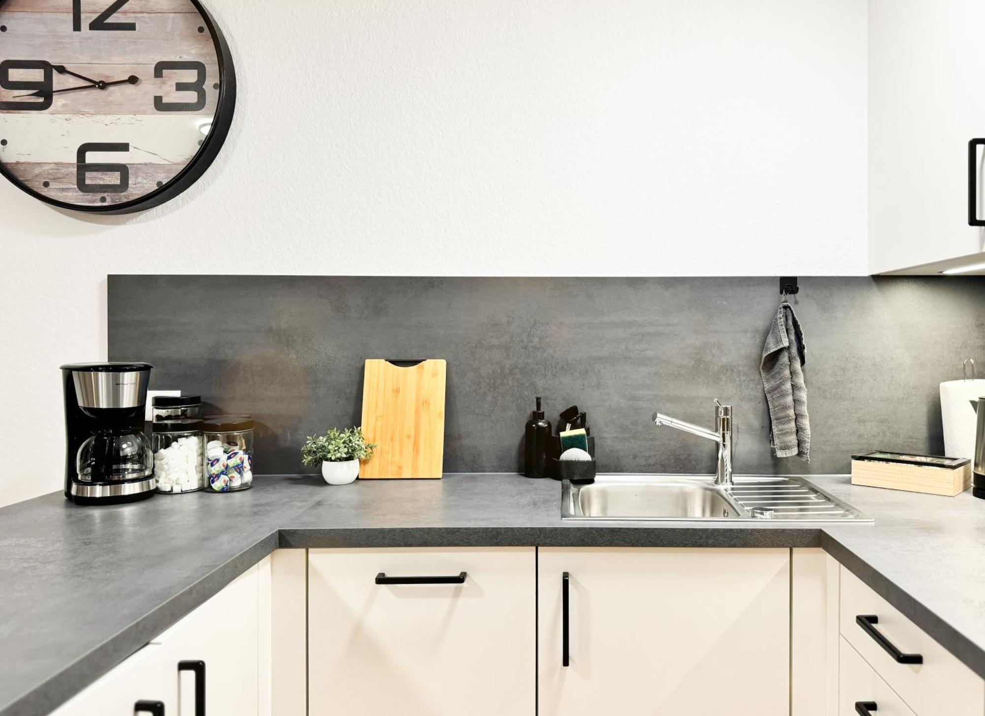 Modern Living In Karlsruhe - Frieden Apartments Esterno foto