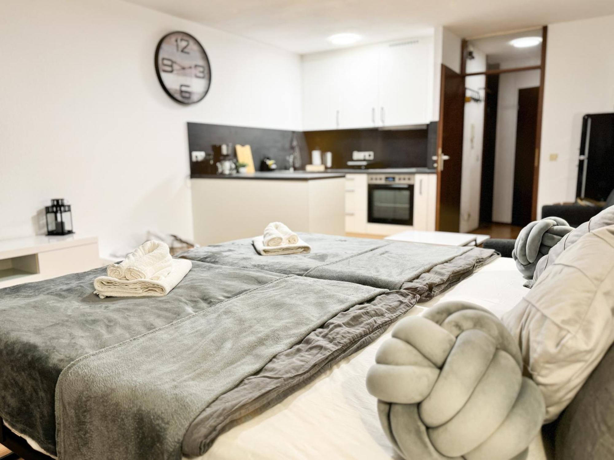 Modern Living In Karlsruhe - Frieden Apartments Esterno foto